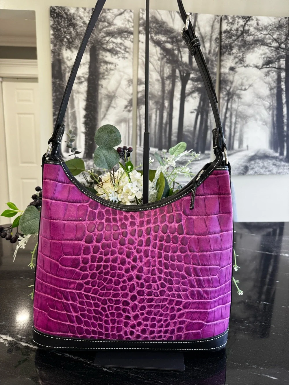 🐊💜Dooney & Bourke Croco Embossed Leather Hobo Shoulder Bag Purple Orchid Black - Picture 2 of 14